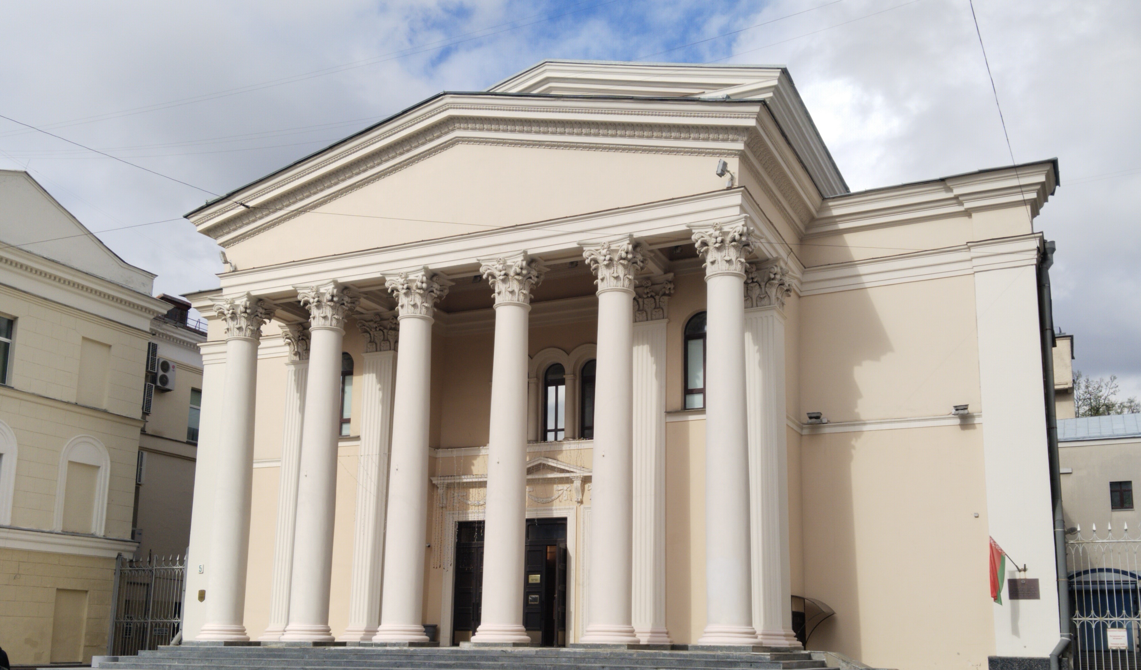 Здание бывшей Хоральной синагоги Минска, сейчас — театр им. Горького