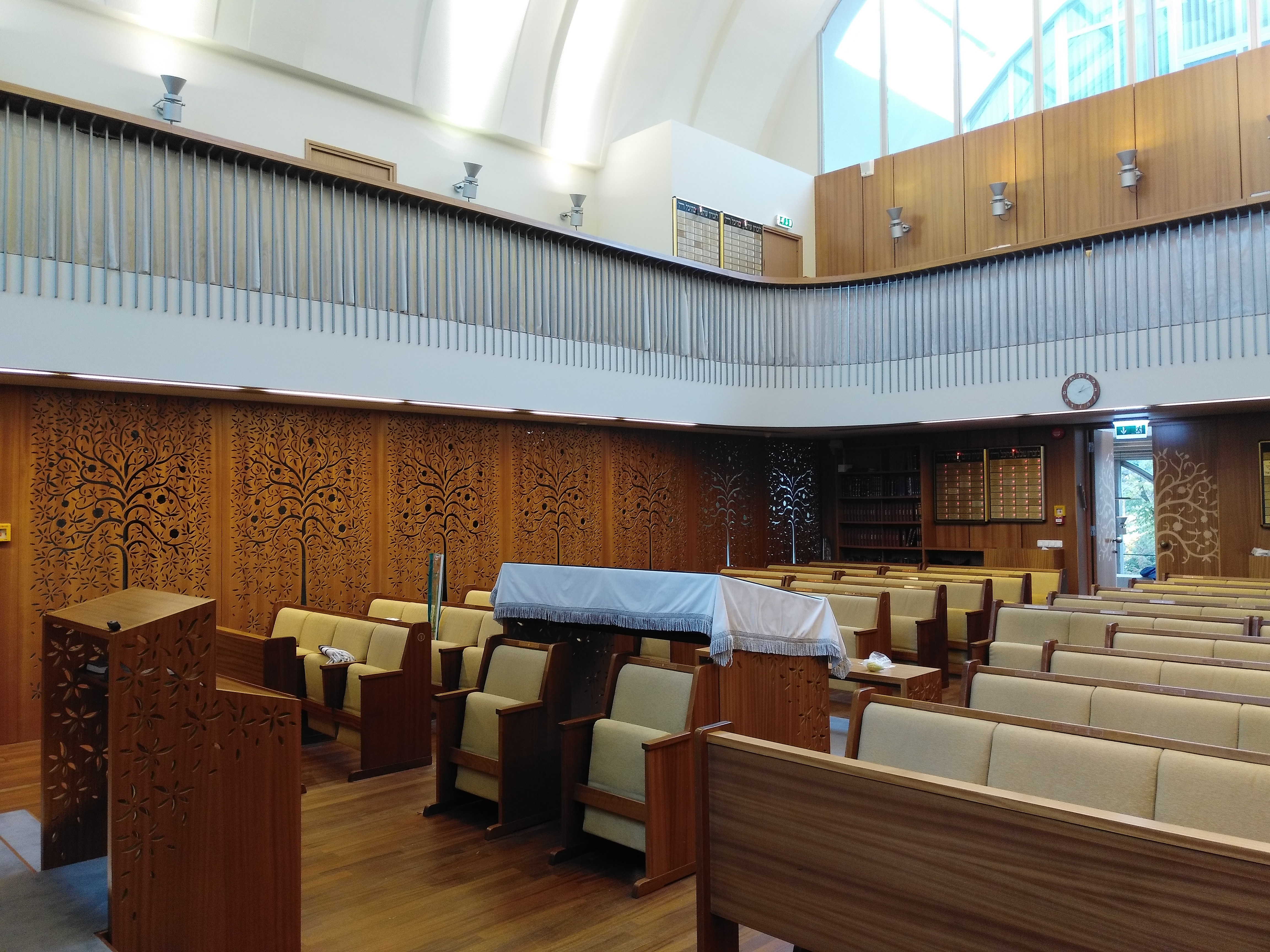 Таллин. Молельный зал синагоги