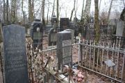 Барбараш Петр Ильич, Москва, Востряковское кладбище