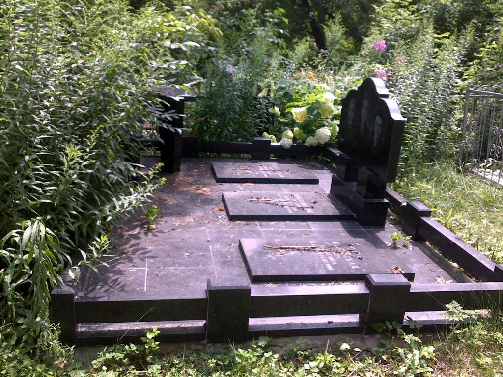 Пиглянская Евгения Николаевна, Полтава, Еврейское кладбище