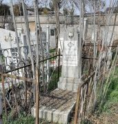 Струпинский Шолом Арнольдович, Ташкент, Европейско-еврейское кладбище