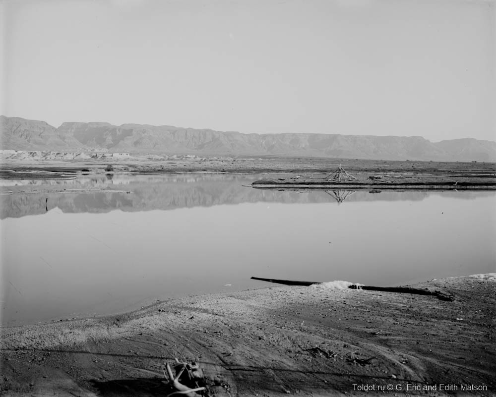   Неизвестный автор  — Мертвое море. Горный хребет