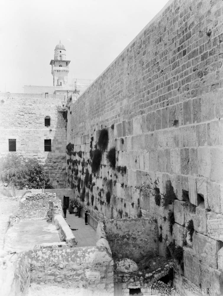   Неизвестный автор  — Стена Плача в Иерусалиме