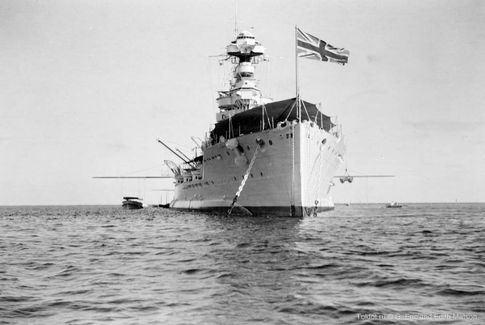   Неизвестный автор  — Британский военный корабль