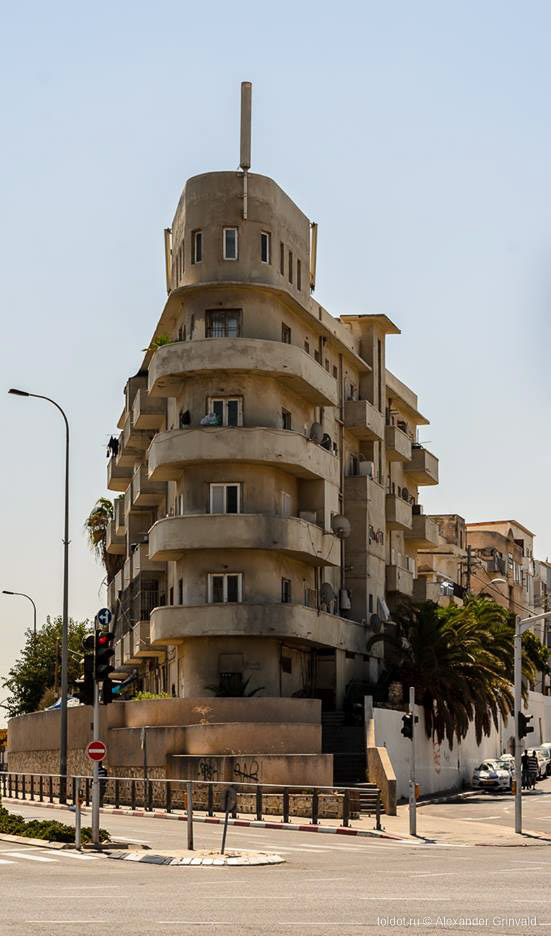  Александр Гринвальд  — Дом в стиле Баухаус, Тель-Авив