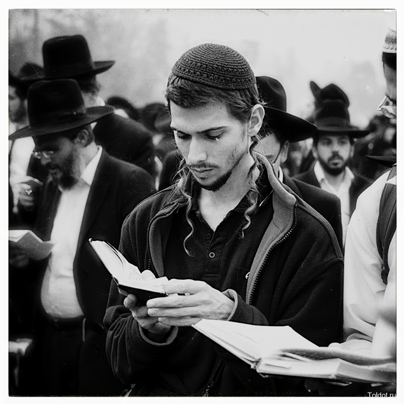 Фото евреев мужчин. Еврей Схария. Еврейские парни. Евреи молодые. Фотографии евреев.