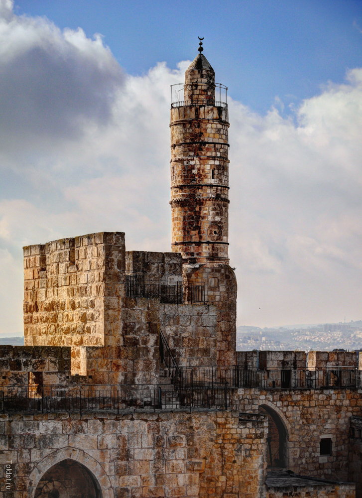  Разные авторы   — Башня Давида у стен Старого города в Иерусалиме