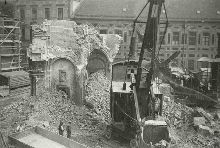   Неизвестный автор  — Разрушенная синагога в Мюнхене