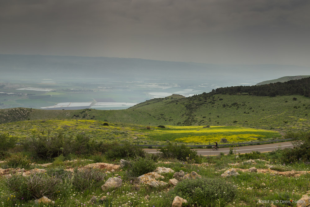  Денис Цейтлин  — Вид на Изреельскую долину с горы Гильбоа