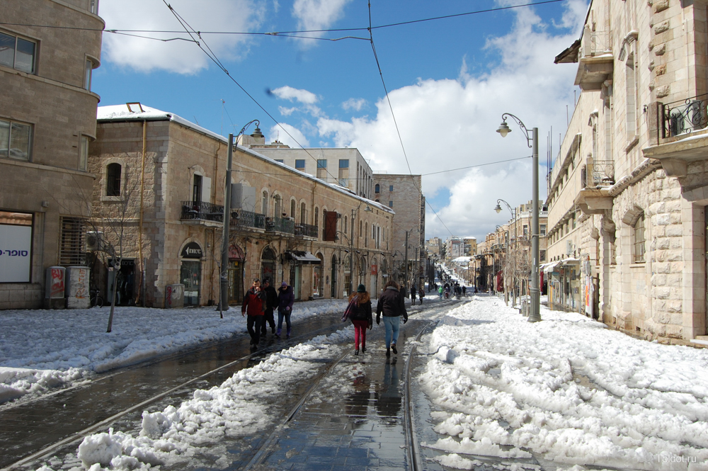  Разные авторы   — Снег в Иерусалиме